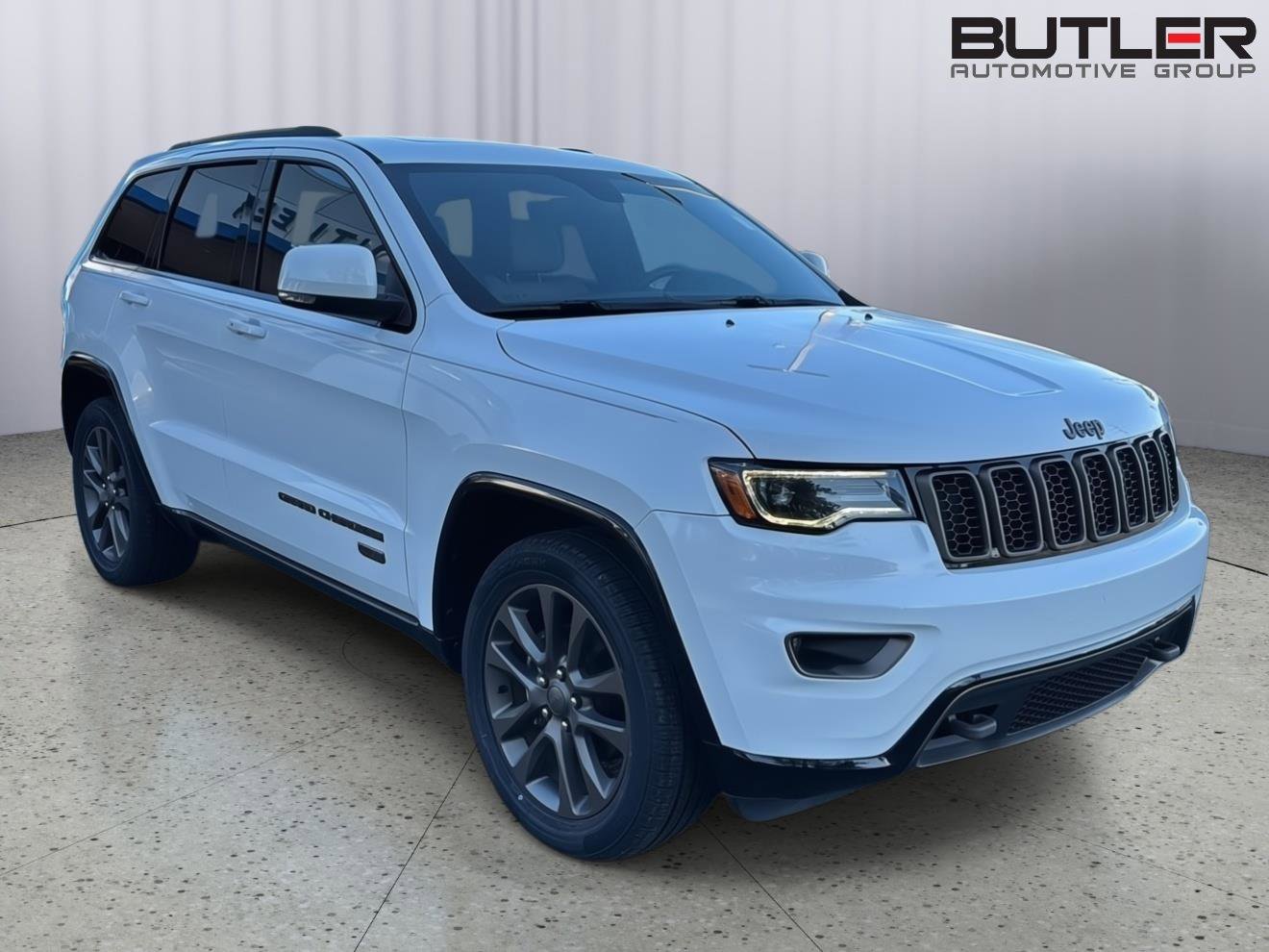 Used 2016 Jeep Grand Cherokee Limited 75th Anniversary image 6