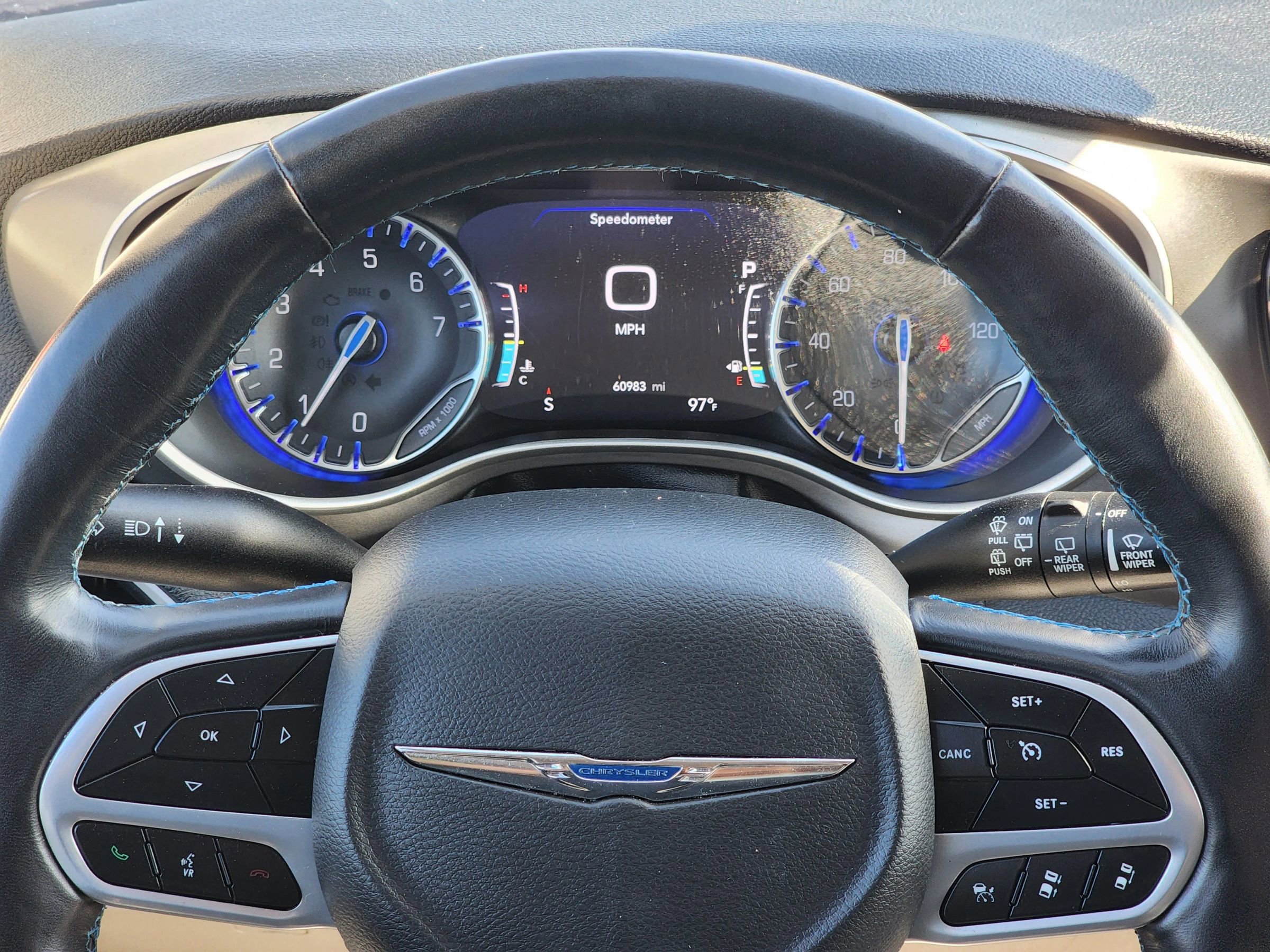 Used 2021 Chrysler Pacifica Touring w/ Cold Weather Group image 11