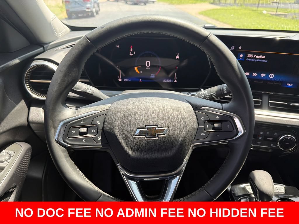 Used 2025 Chevrolet Trax ACTIV w/ Driver Confidence Package FWD image 16