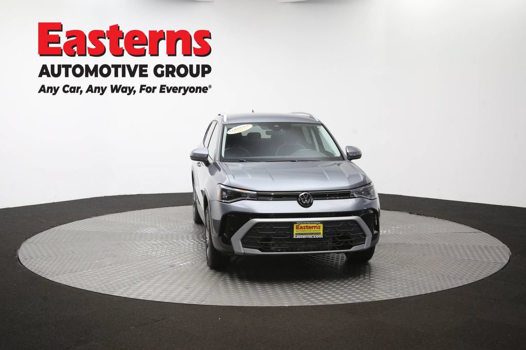 Used 2025 Volkswagen Taos SE AWD/4WD image 50