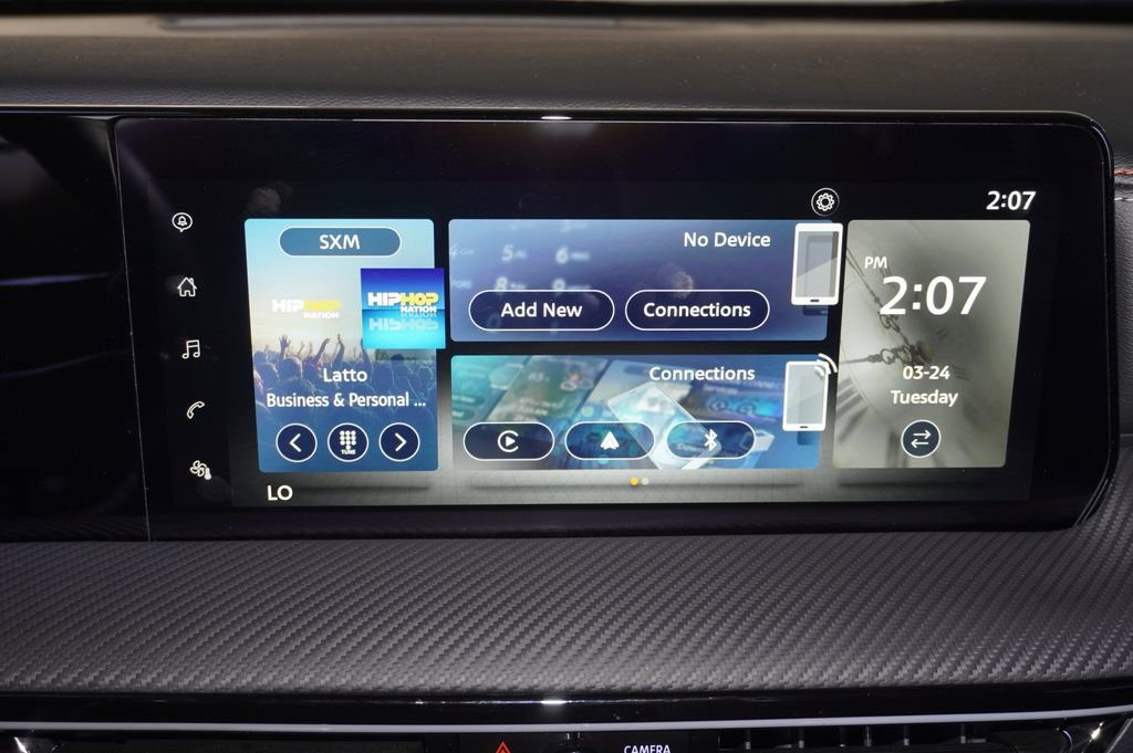 Used 2025 Nissan Kicks SR image 13