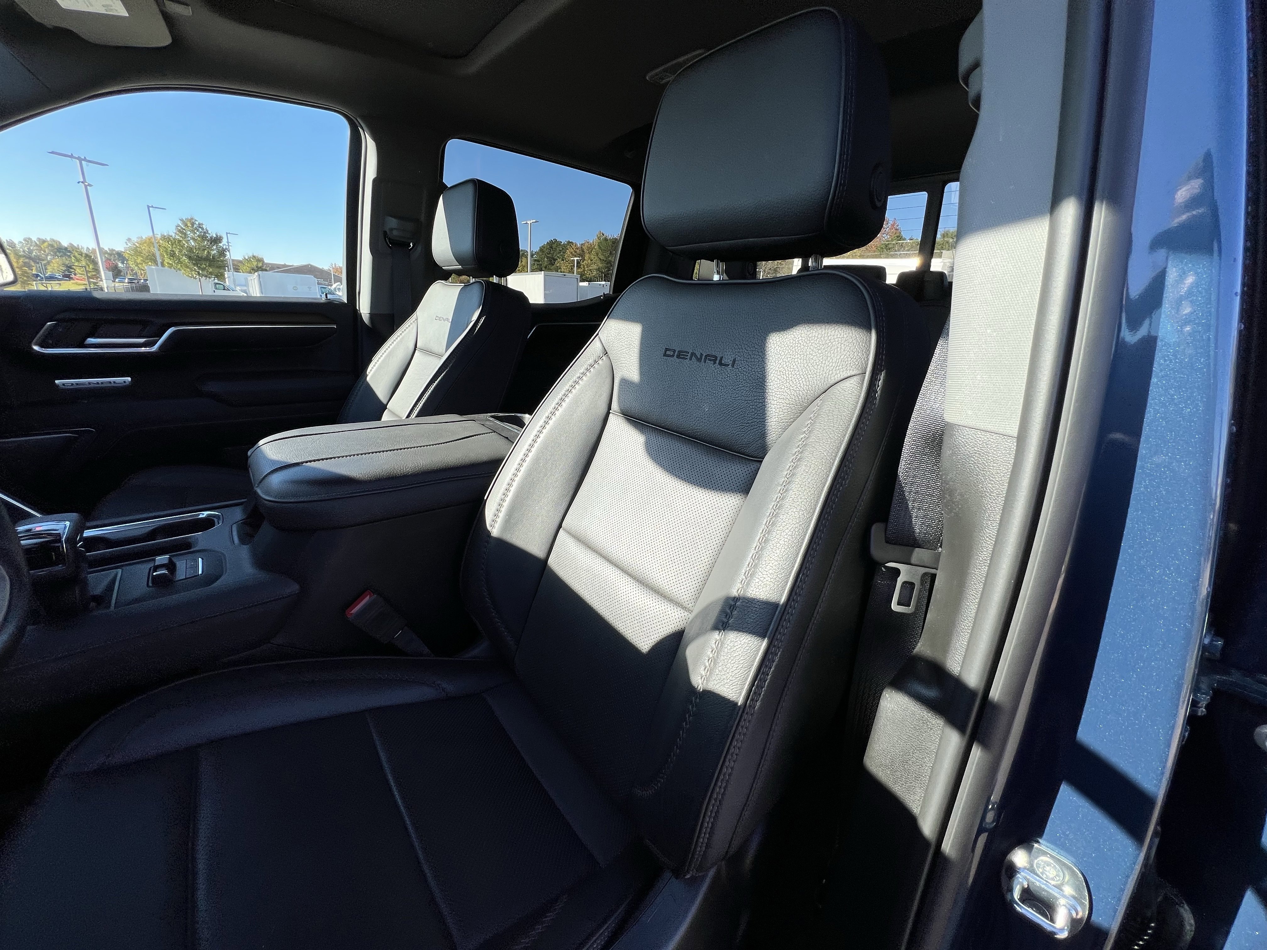 Used 2024 GMC Sierra 1500 Denali w/ Denali Reserve Package image 28
