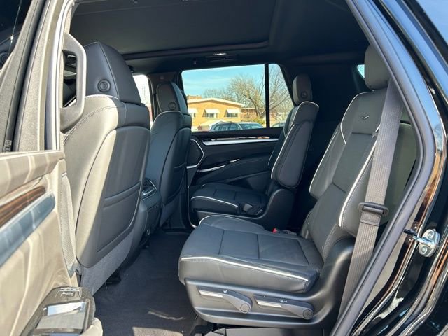 New 2026 Cadillac Escalade Luxury w/ Touring Package image 10