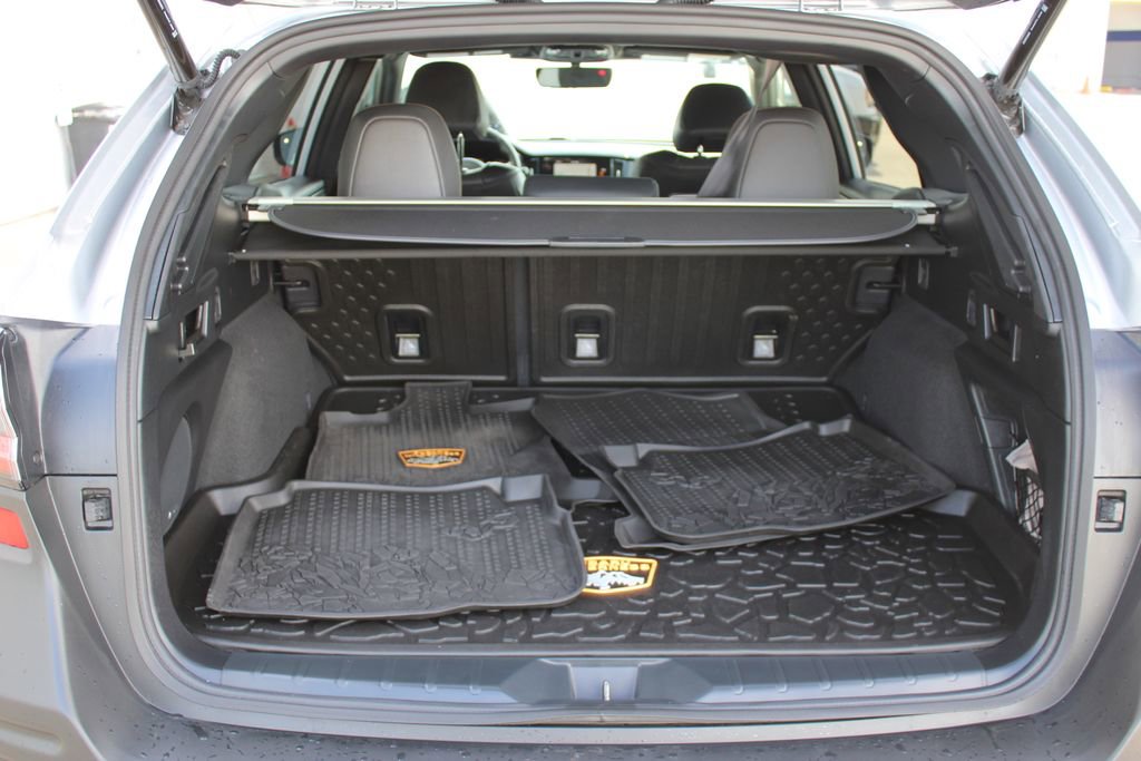 Used 2025 Subaru Outback Wilderness AWD/4WD image 29