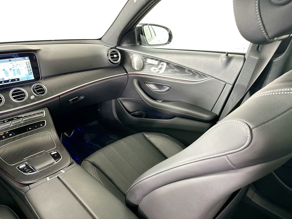 Used 2023 Mercedes-Benz E 350 4MATIC Sedan image 24