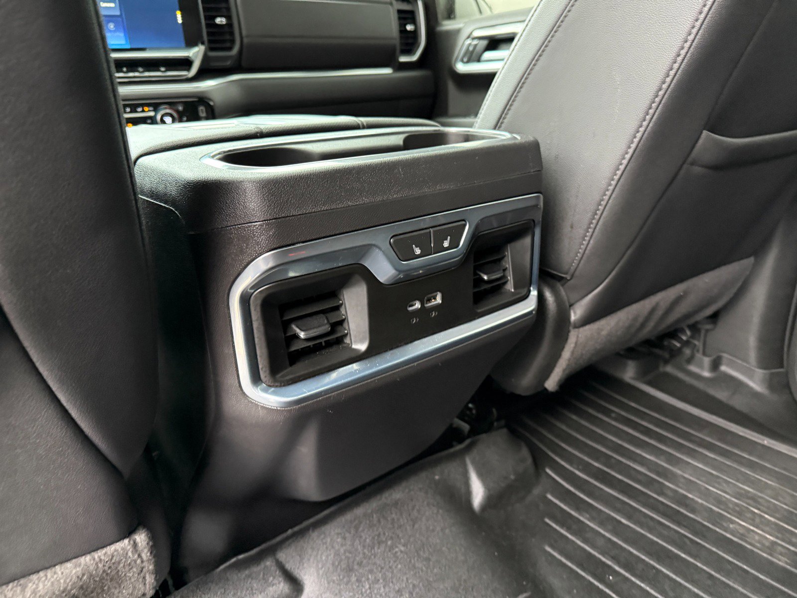 Used 2022 Chevrolet Silverado 1500 LTZ w/ LTZ Premium Package image 18