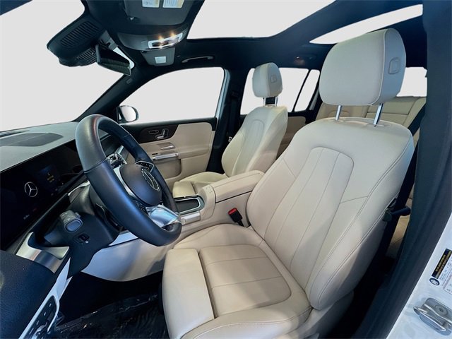 Certified 2025 Mercedes-Benz GLB 250 4MATIC image 21