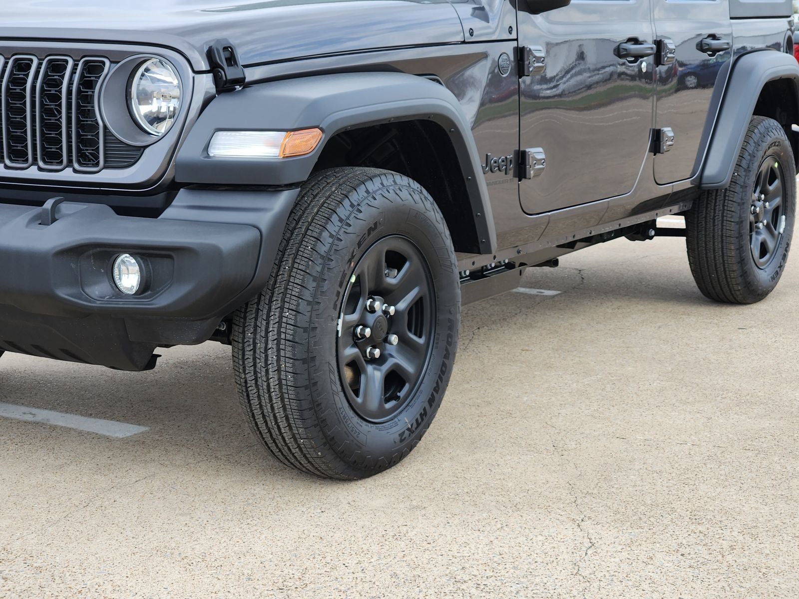 New 2026 Jeep Wrangler Unlimited Sport image 12