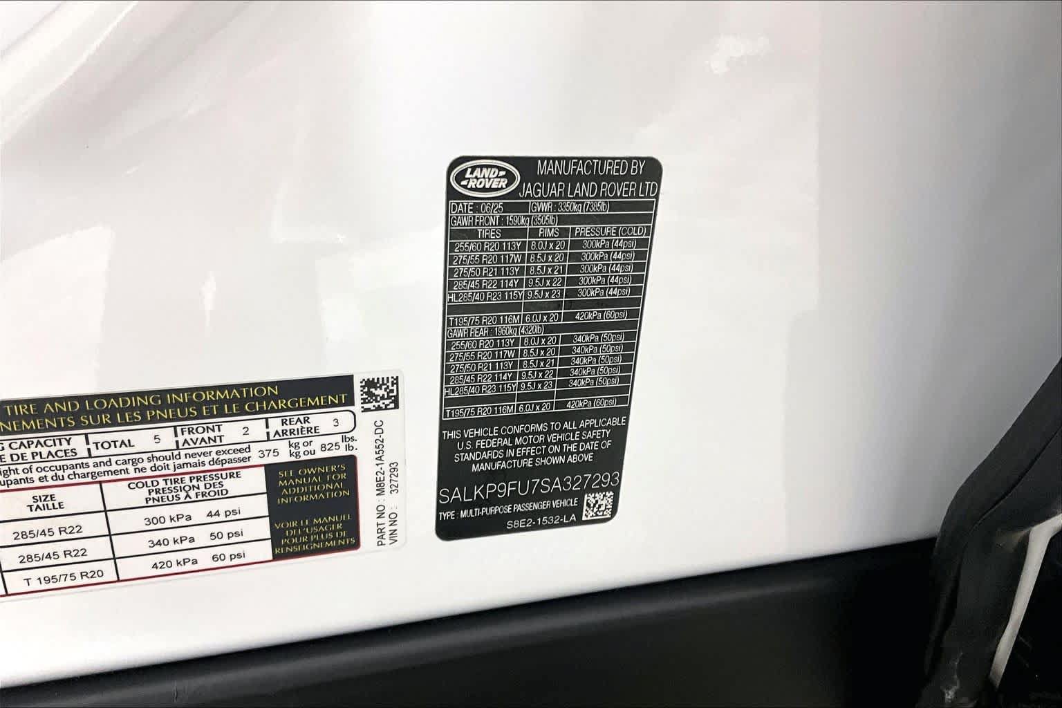 Used 2025 Land Rover Range Rover SE AWD/4WD image 31
