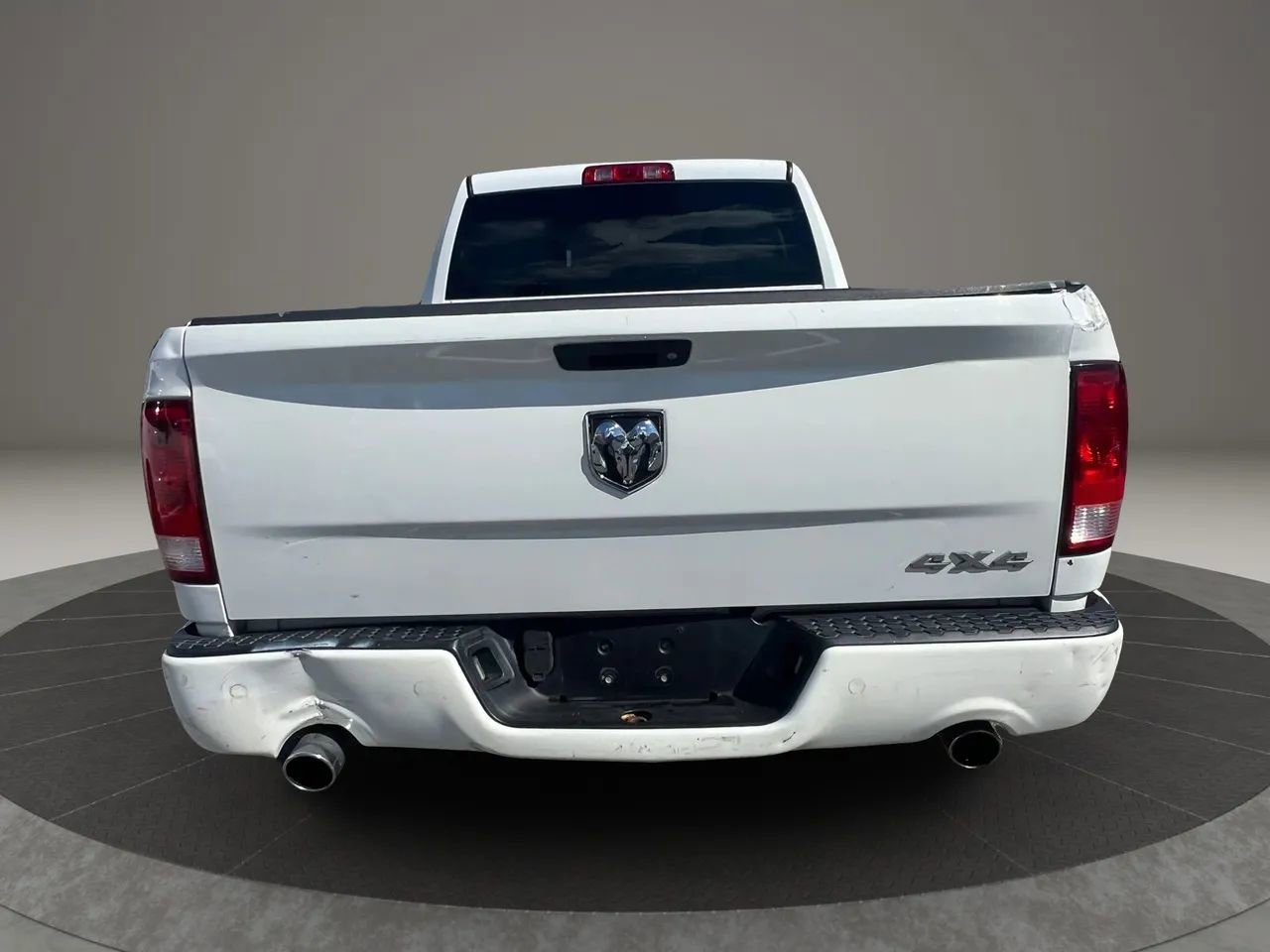Used 2017 RAM 1500 Express image 6