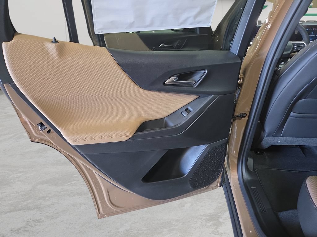 New 2027 Chevrolet Equinox ACTIV AWD/4WD image 43