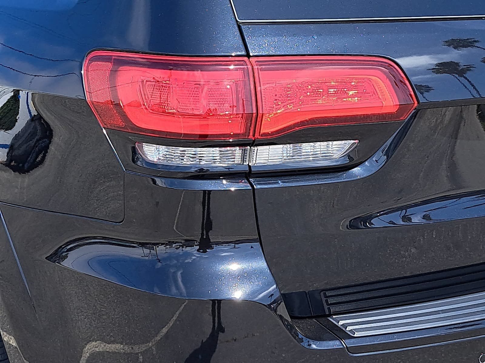 Used 2021 Jeep Grand Cherokee Limited X RWD image 37