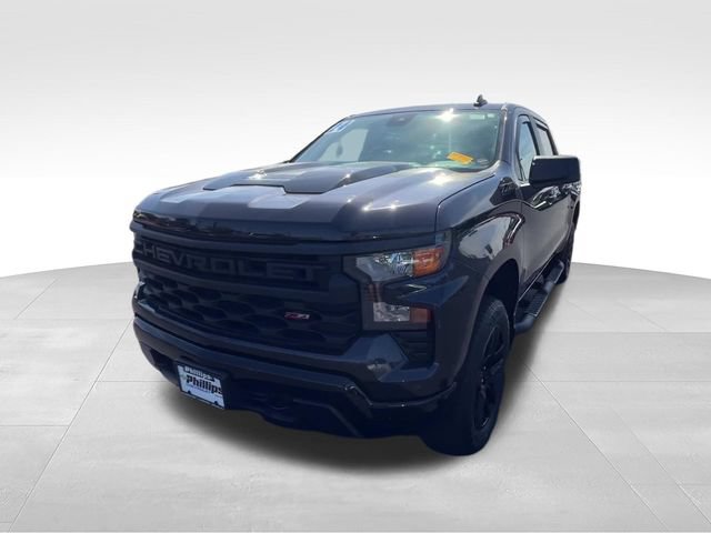 Certified 2024 Chevrolet Silverado 1500 Custom Trail Boss w/ Turbomax Blackout Package AWD/4WD image 2