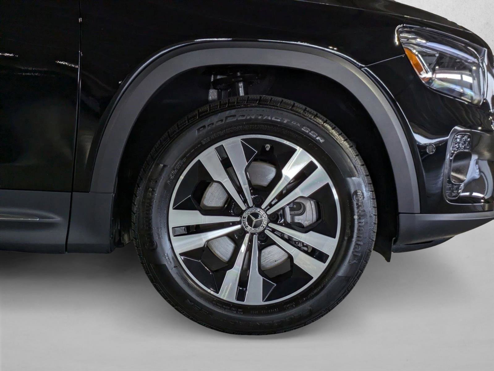 Certified 2025 Mercedes-Benz GLB 250 4MATIC image 22