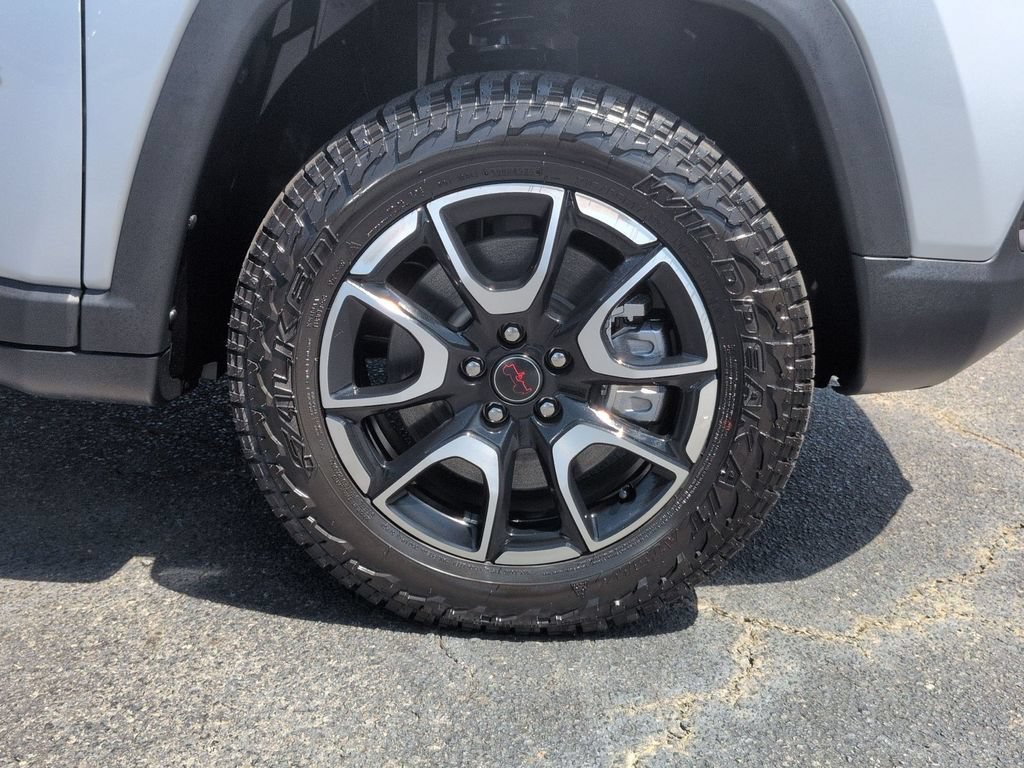 New 2026 Jeep Compass Trailhawk AWD/4WD image 9