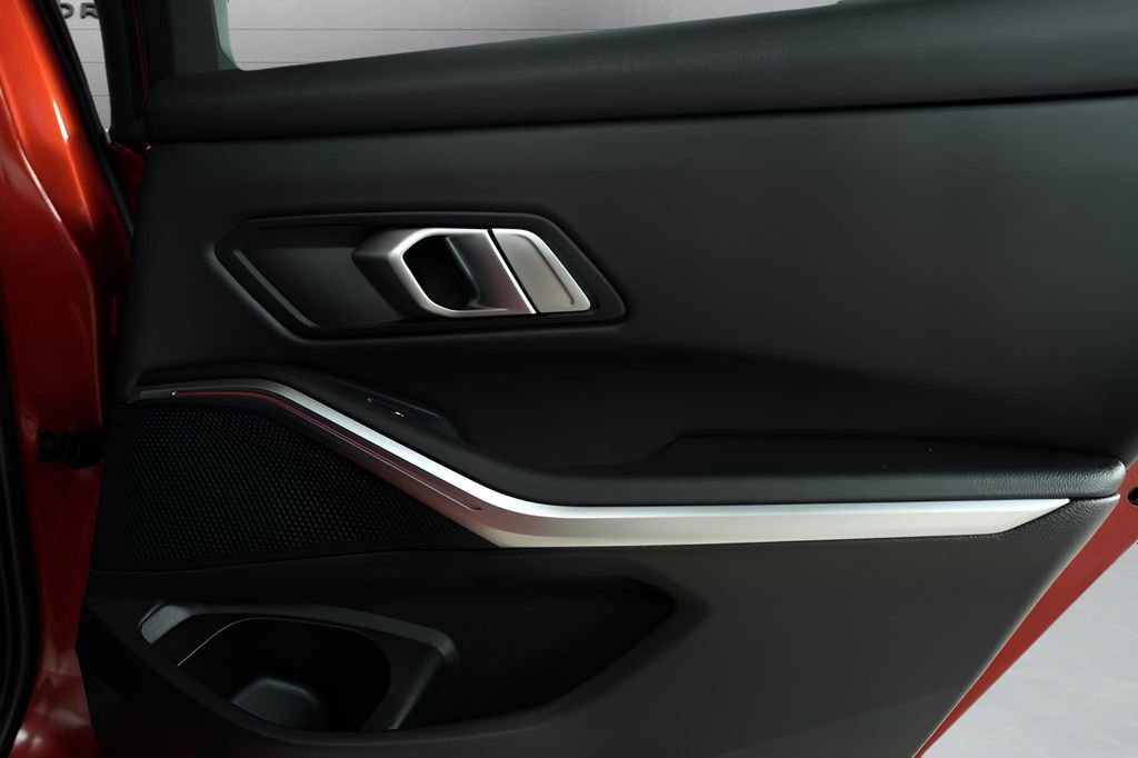 Used 2022 BMW 330i xDrive Sedan w/ Premium Package 2 image 29