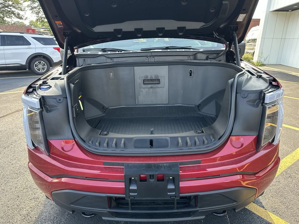 Used 2025 Ford F150 Lightning XLT AWD/4WD image 17