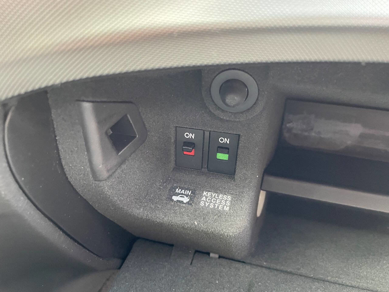 Used 2012 Acura TL SH-AWD image 38