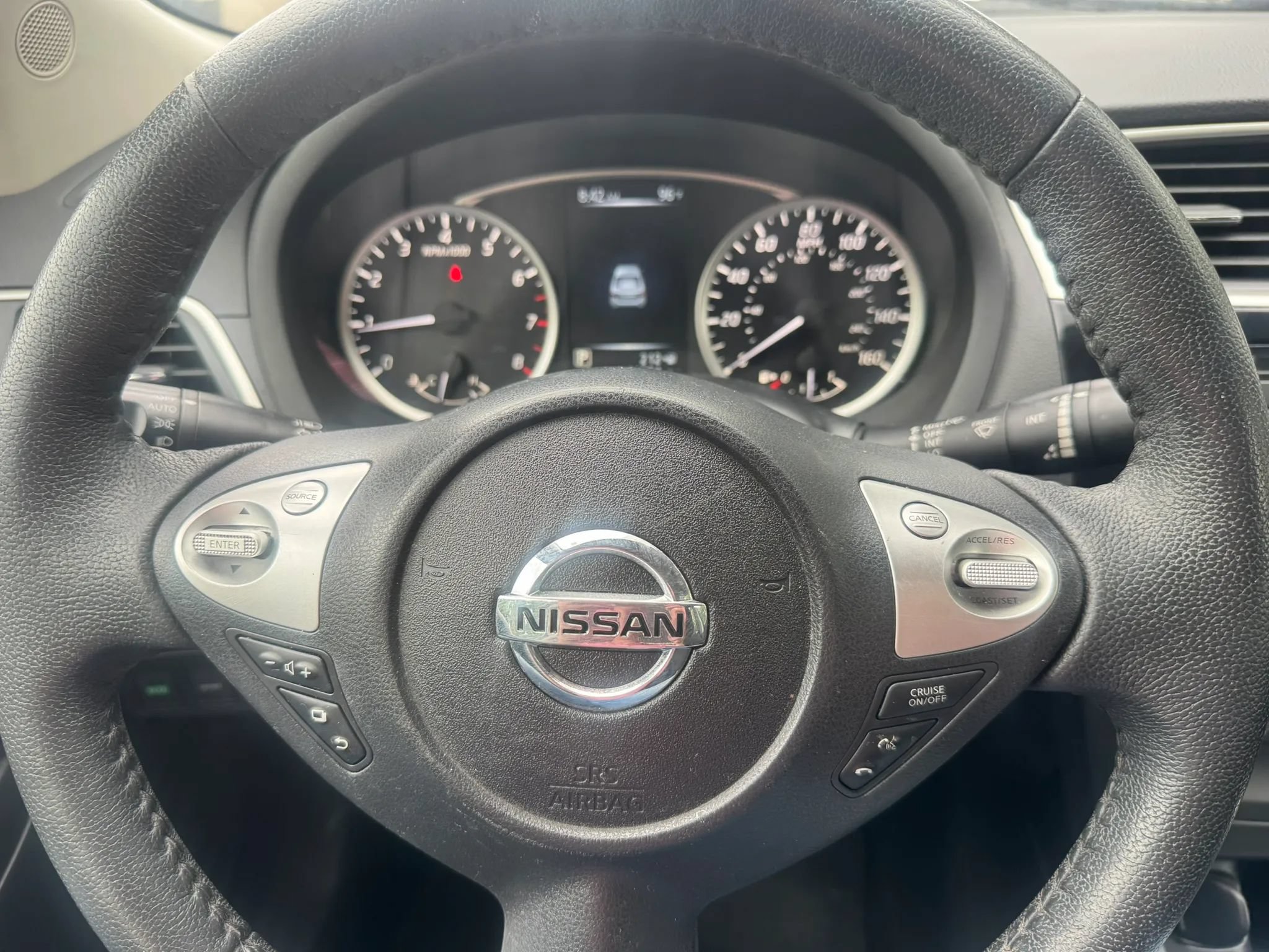 Used 2016 Nissan Sentra SV FWD image 28