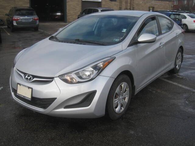 Used 2016 Hyundai Elantra SE FWD image 1