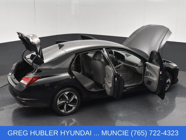 Used 2023 Hyundai Elantra SEL w/ Convenience Package FWD image 30