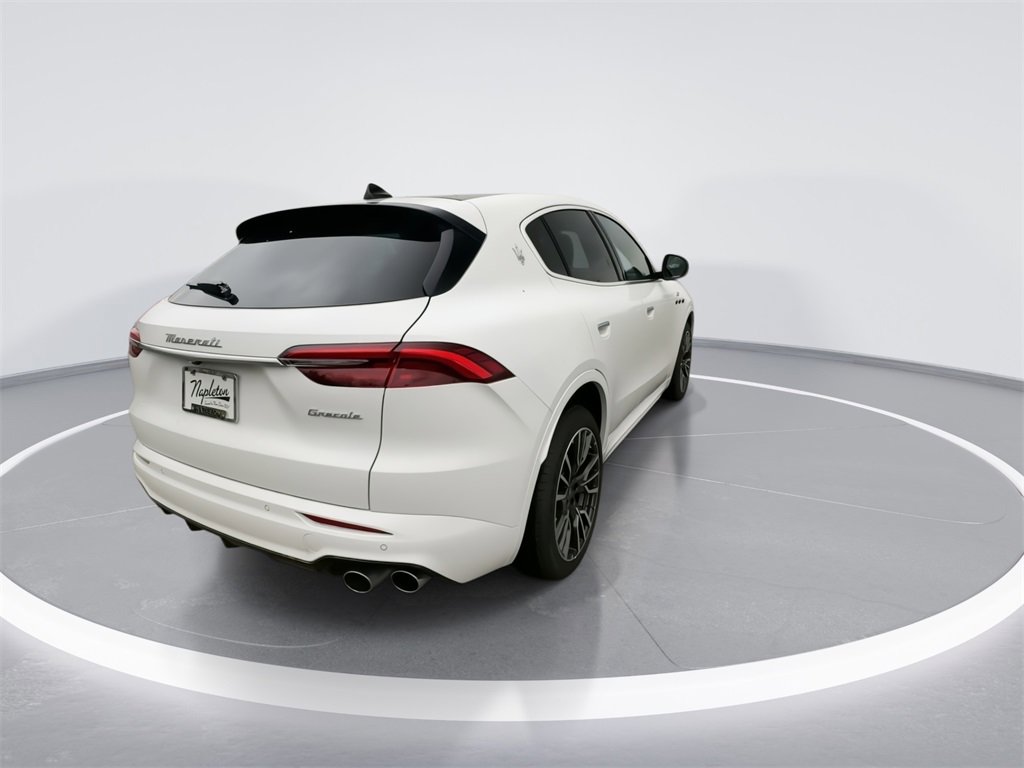 New 2024 Maserati Grecale GT image 10
