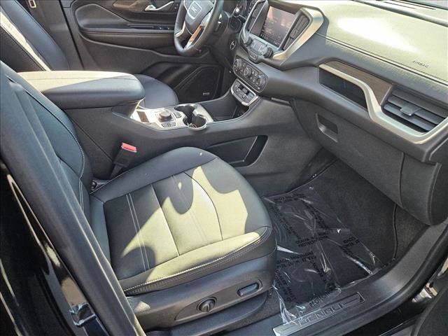 Used 2024 GMC Terrain Denali w/ Black Diamond Edition AWD/4WD image 20