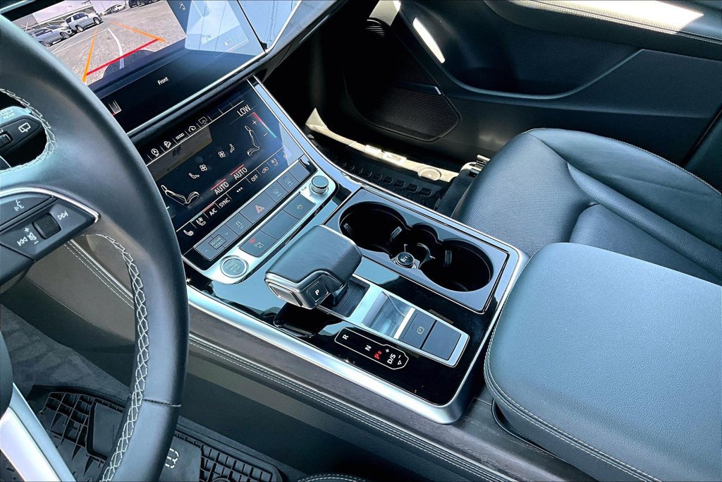 Used 2023 Audi Q8 Premium Plus w/ Premium Plus Package AWD/4WD image 19