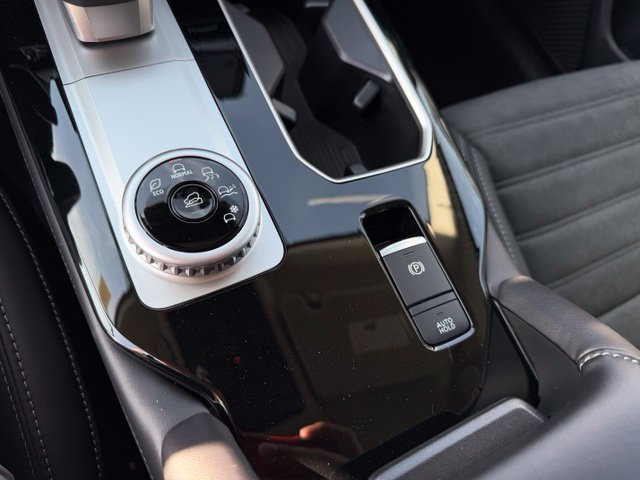 New 2026 Mitsubishi Outlander SE FWD image 29