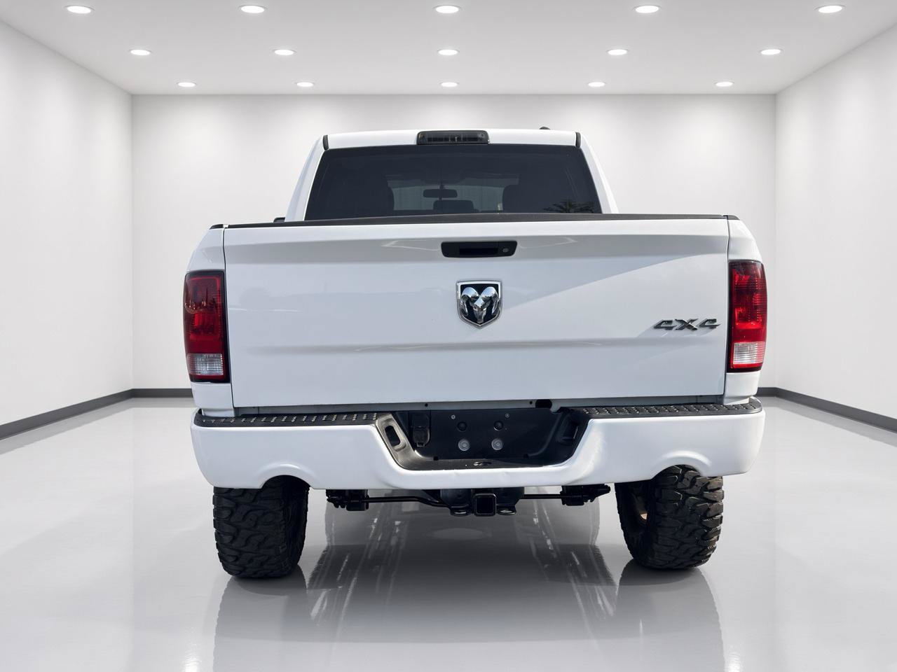 Used 2012 RAM 1500 ST AWD/4WD image 4