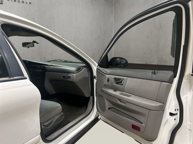 Used 2000 Ford Taurus SES FWD image 19