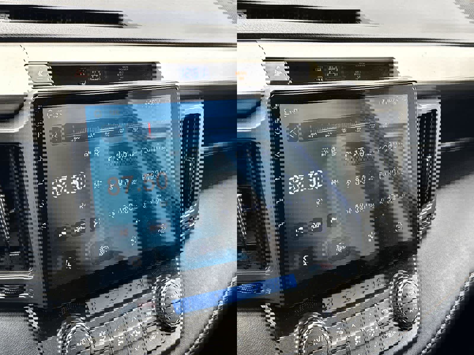 Used 2014 Toyota RAV4 XLE image 17