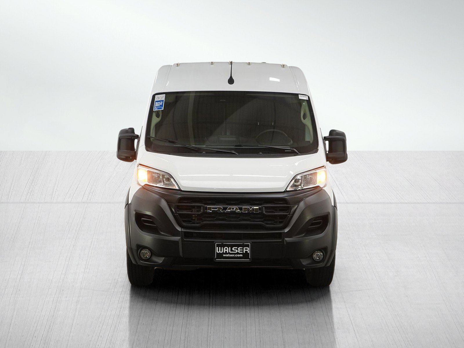 Used 2024 RAM ProMaster 2500 w/ Convenience Group FWD image 8