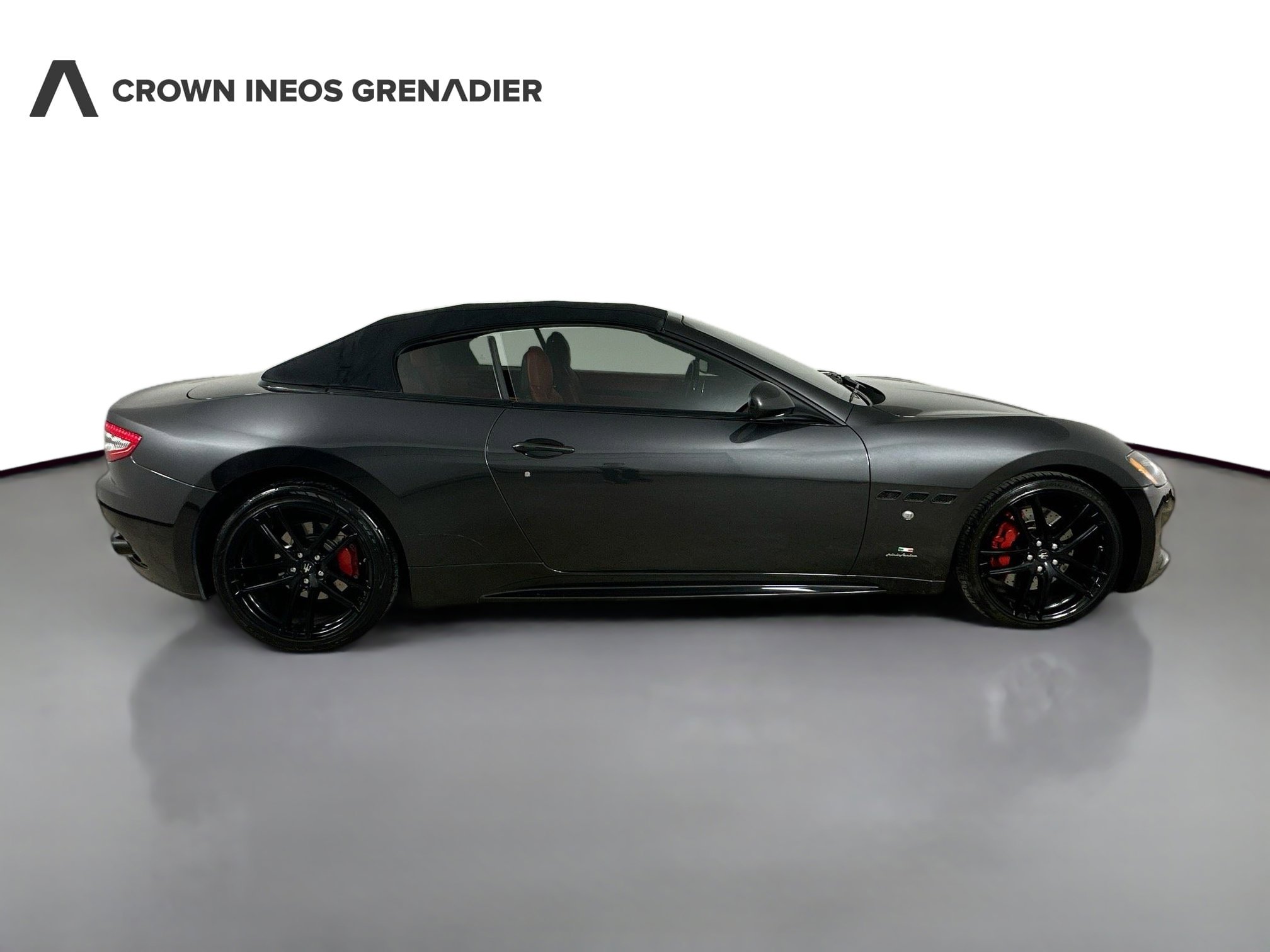 Used 2015 Maserati GranTurismo Sport RWD image 4