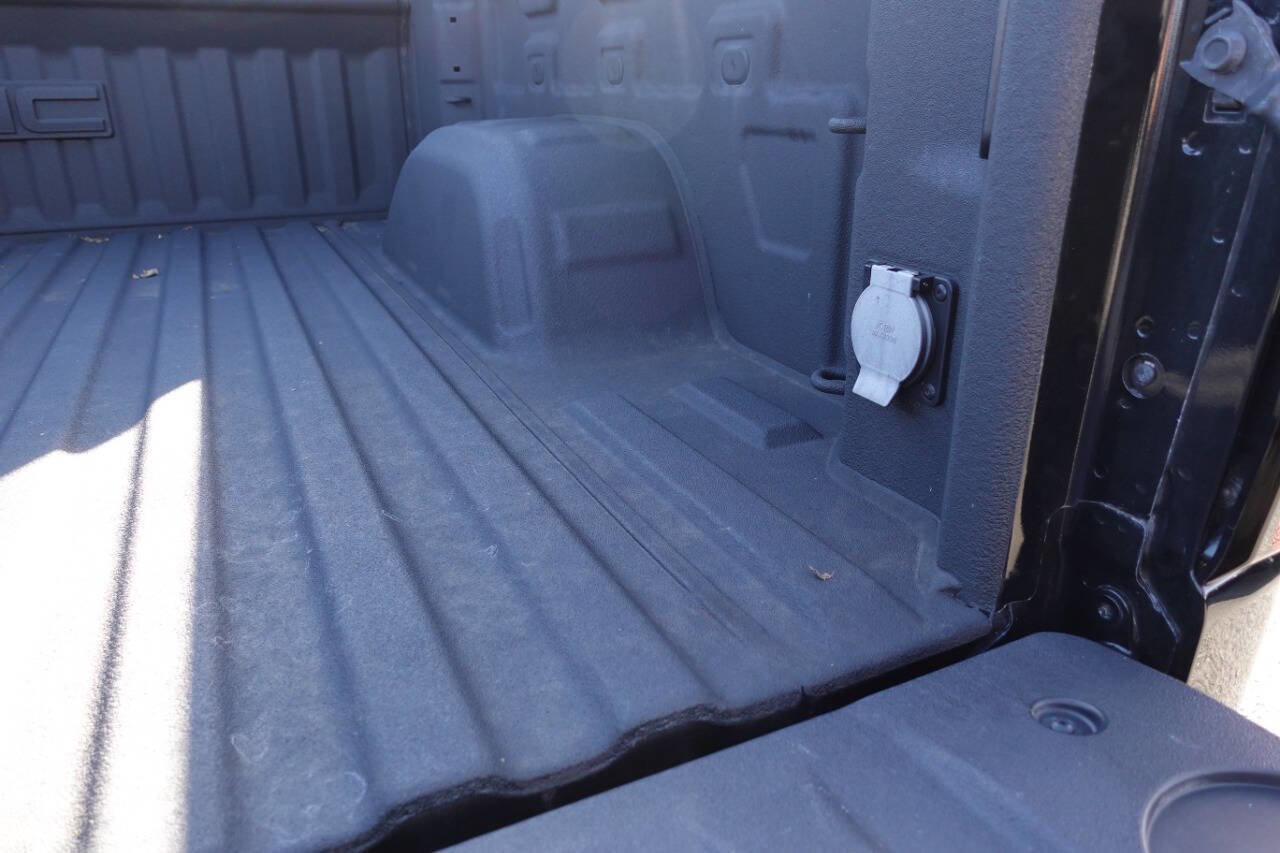Used 2023 GMC Sierra 1500 Elevation image 25