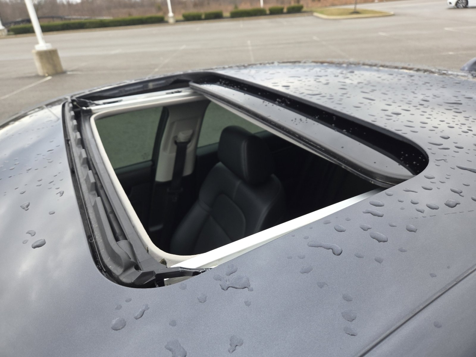 Used 2022 Honda Civic Touring image 4