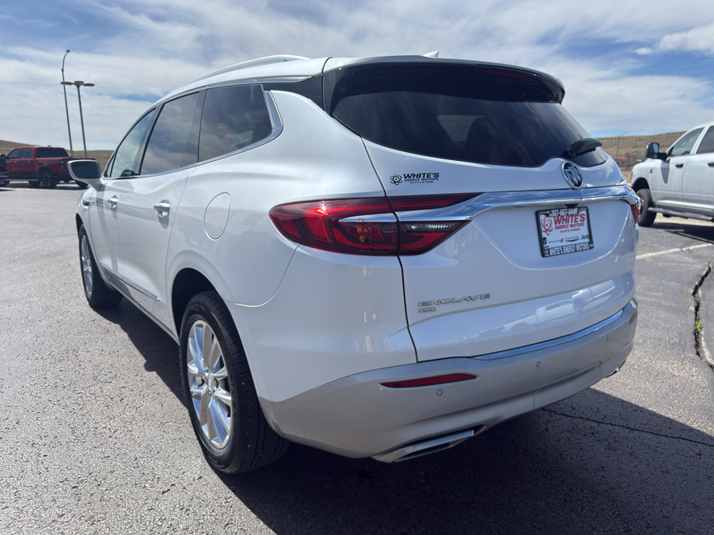 Used 2020 Buick Enclave Premium w/ Sun and Sites Package image 7
