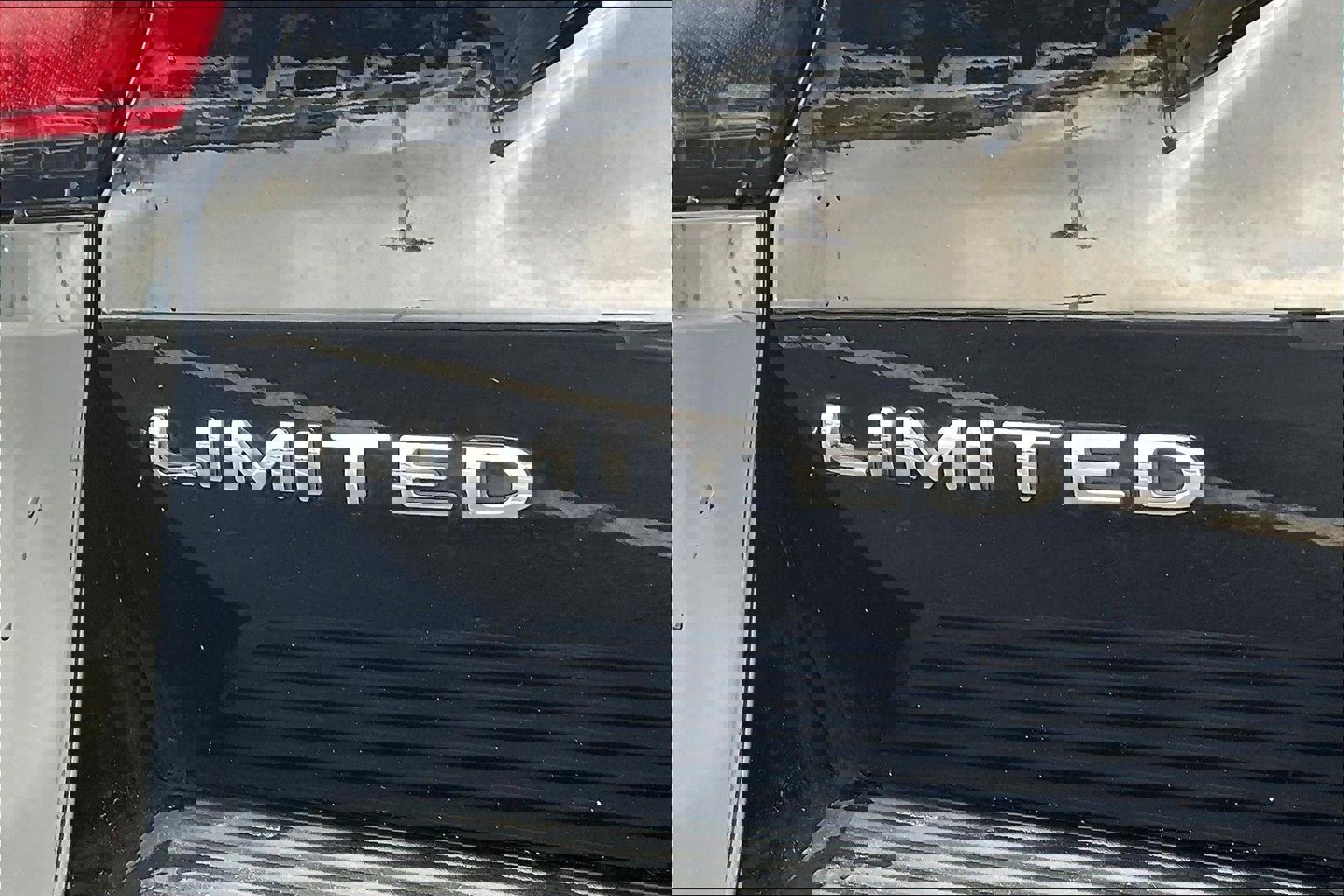 Used 2018 Ford Expedition Max Limited w/ Equipment Group 302A image 25