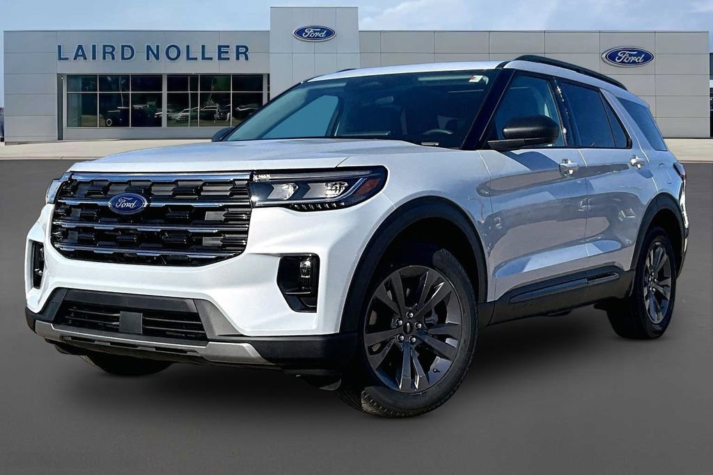 New 2026 Ford Explorer Active w/ Active Comfort Package image 1