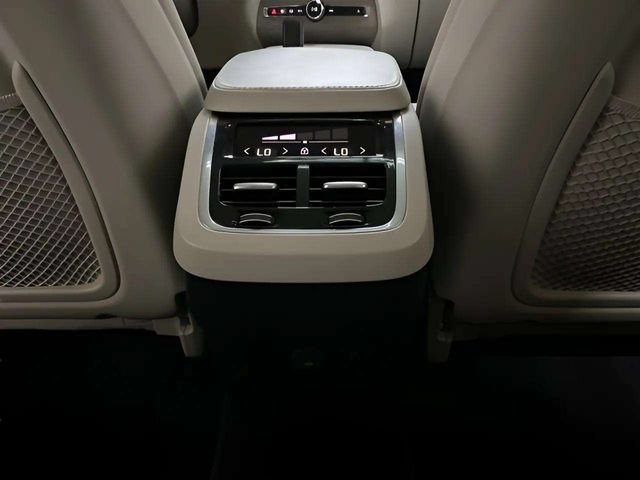 Used 2023 Volvo XC90 B6 Core AWD/4WD image 65