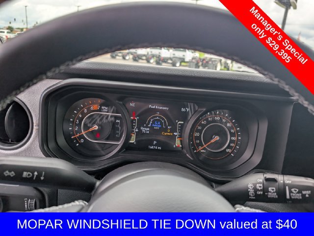 Used 2025 Jeep Wrangler Sport AWD/4WD image 16