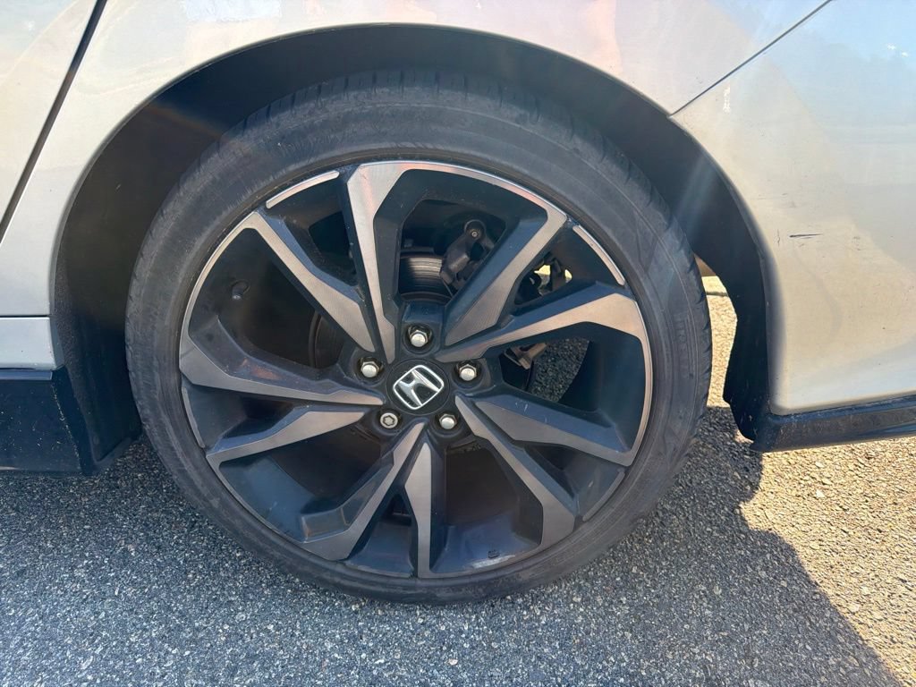 Used 2018 Honda Civic Sport image 13