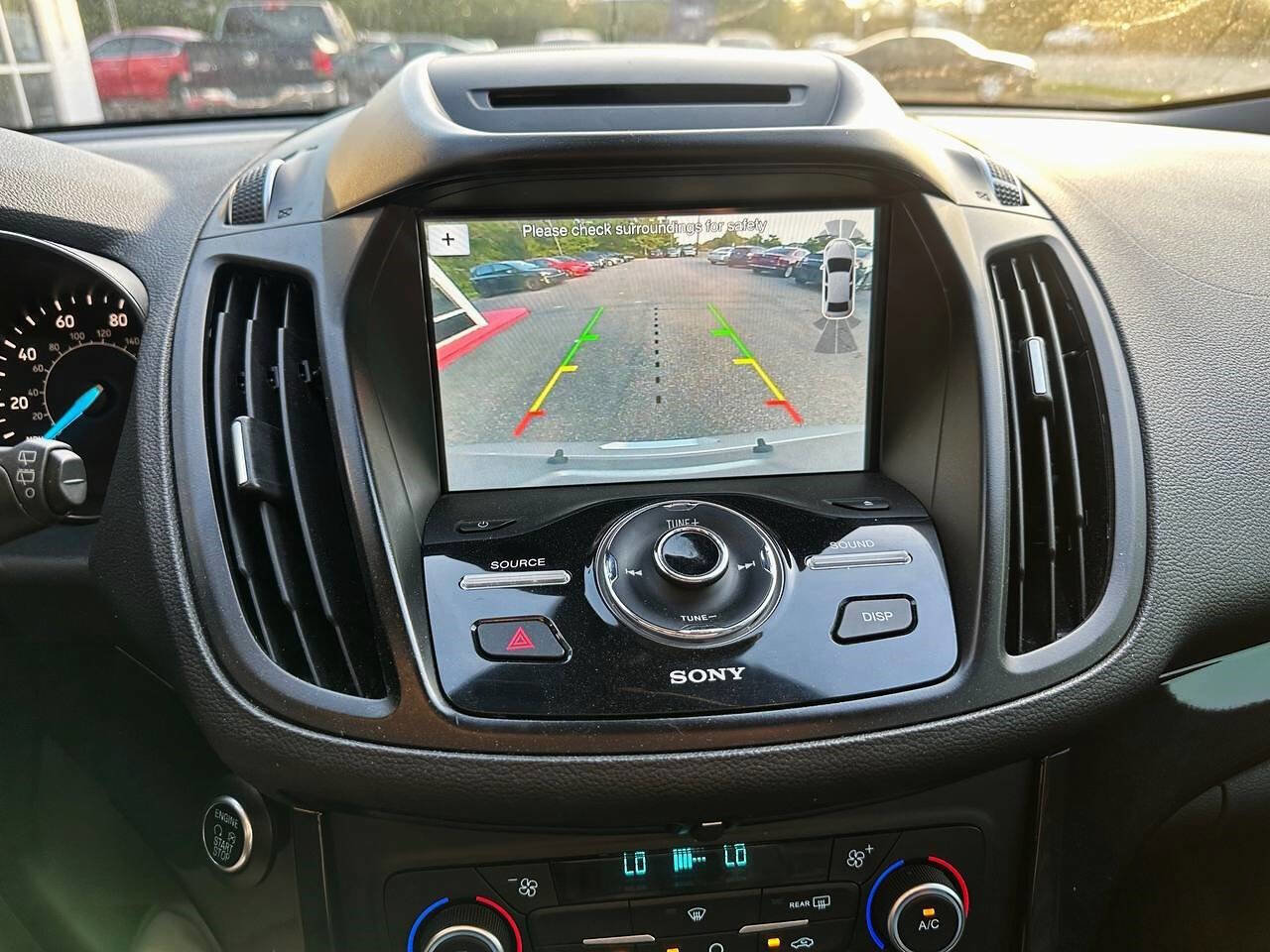 Used 2018 Ford Escape Titanium image 21