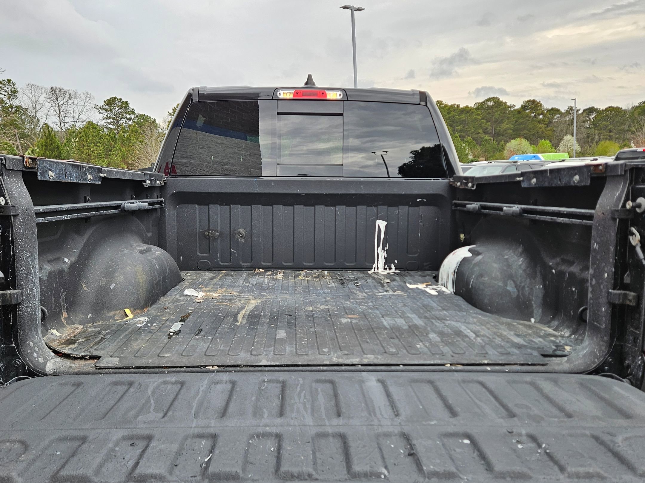 Used 2019 RAM 1500 Laramie image 29