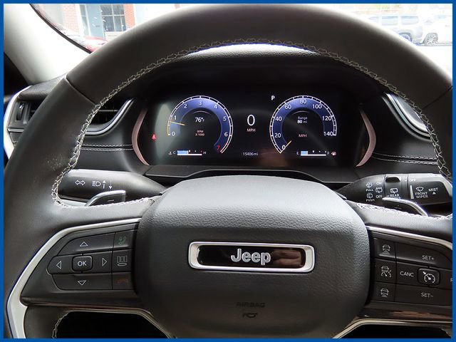 Certified 2023 Jeep Grand Cherokee Laredo w/ Trailer Tow Prep Group (B) AWD/4WD image 14