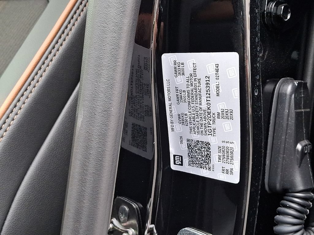 New 2026 GMC Canyon AT4 w/ Nightfall Essentials Package AWD/4WD image 18