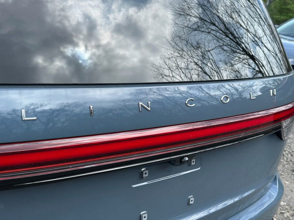 New 2026 Lincoln Aviator AWD image 29
