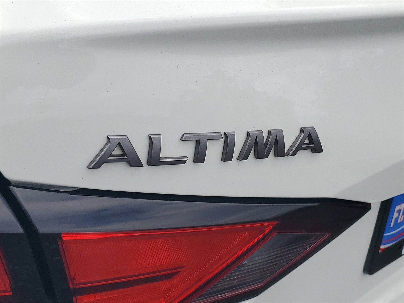 Used 2024 Nissan Altima 2.5 SR image 27