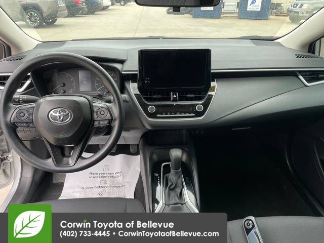 Used 2025 Toyota Corolla LE FWD image 20