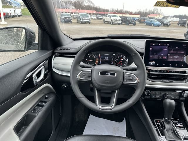 Used 2024 Jeep Compass Limited AWD/4WD image 13